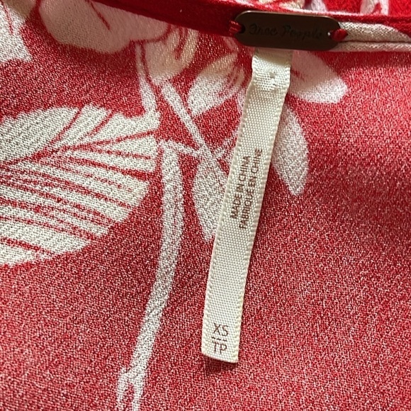 Free People Bella Red Floral Print Tunic Mini Dress Sz.  XS - Picture 13 of 15